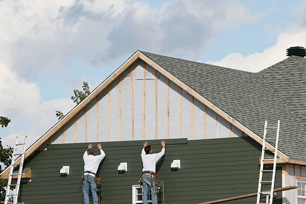 Professional Siding Installation technician working in Clearville, PA